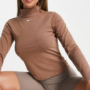 Nike mock neck longsleeve